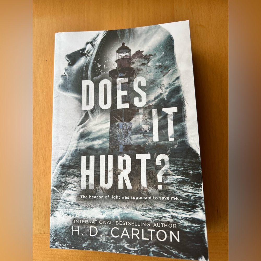 Does It Hurt? Book by H.D. Carlton
